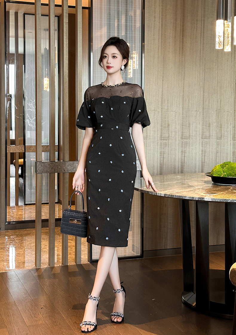 Đầm dài mùa hè cổ tròn thêu hoa ôm body tay bồng — [Xám xanh], [Đen] chi tiết 16