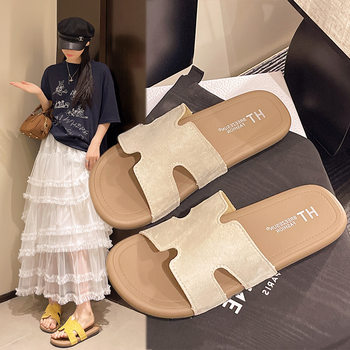 French Open-Toe Slippers for Women's Outer Wear 2025 Summer New Holiday Style Flats Non-Slip Seaside Beach Sandals