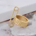 Pin ring (gold color)