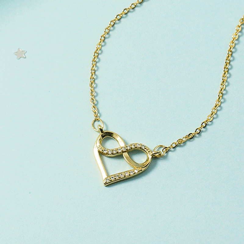 Korean Fashion Heart-shaped Necklace Style All-match Short Clavicle Chain Heart-shaped Diamond Pendant Simple Pendant Accessories