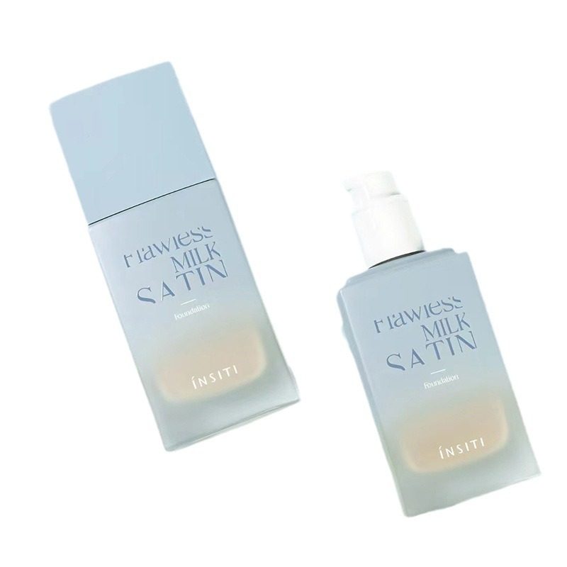 Milk Satin foundation liquid Moisturizing not easy to take off makeup mixed dry oily skin