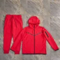 0950+4496 red