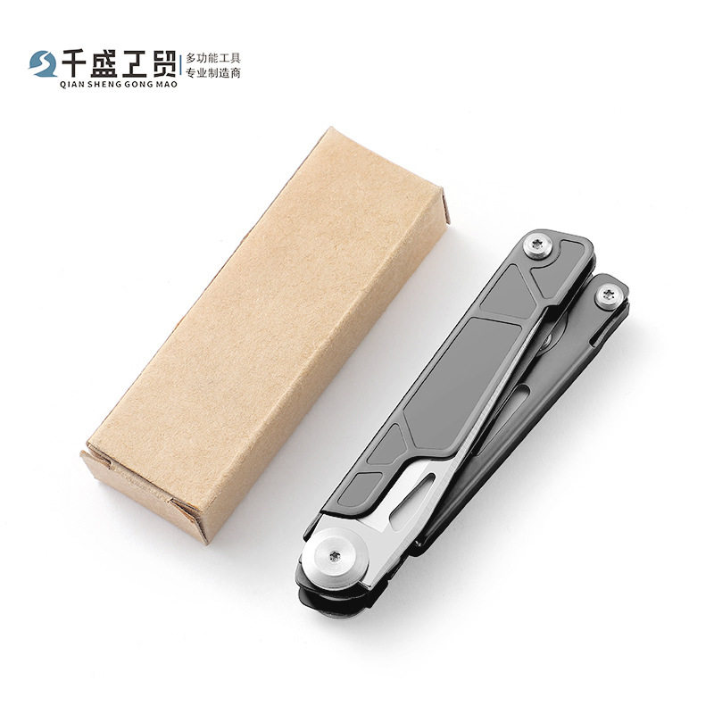 新款户外多功能刀多功能折叠刀户外便携应急防身多功能组合折叠刀