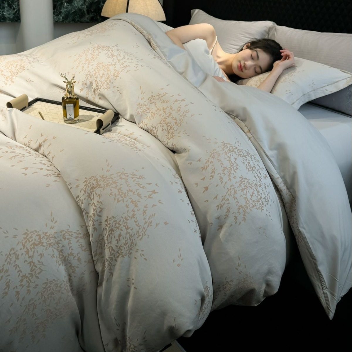 Export Italian Golden Branches and Jade Leaves Tencel Four-piece Set Tencel Naked Sleeping Four-piece Set Yarn-dyed Jacquard Spot Straight Hair