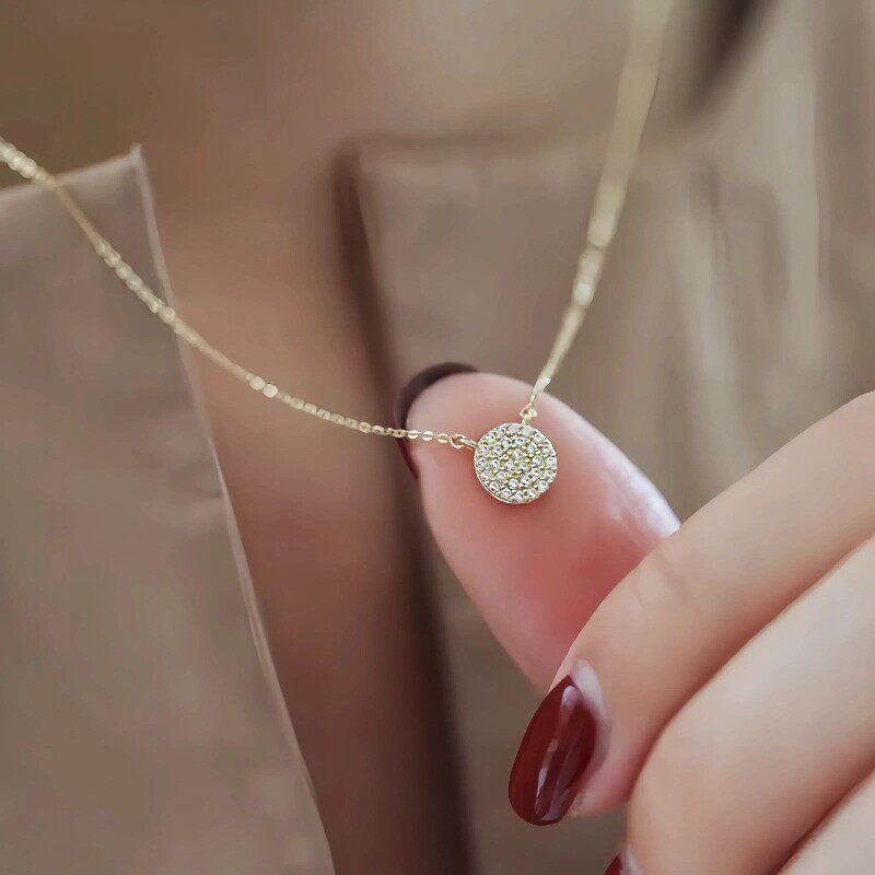 S925 sterling silver plated 14K gold starry sky round necklace women's French light luxury clavicle chain factory direct a generation of hair