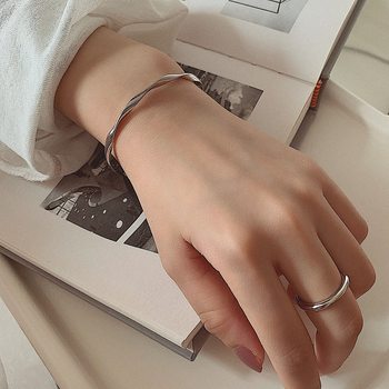 2025 Minimalist Retro Open Bracelet Trendy Elegant Plain Ring Bracelet Mobius Bracelet Women's Bracelet