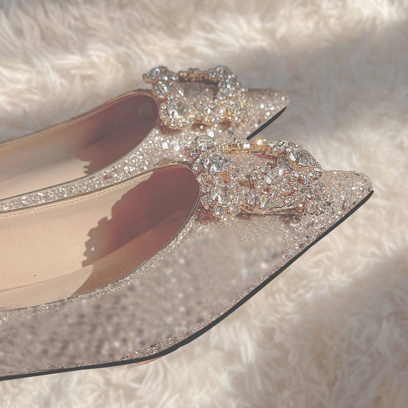 Wedding Shoes for Women 2025 New Style Rhinestone Pearl Pointed Toe Flats Shoes for Female Bridesmaids High and Low Heel Shallow Mouth Crystal Sequin Shoes