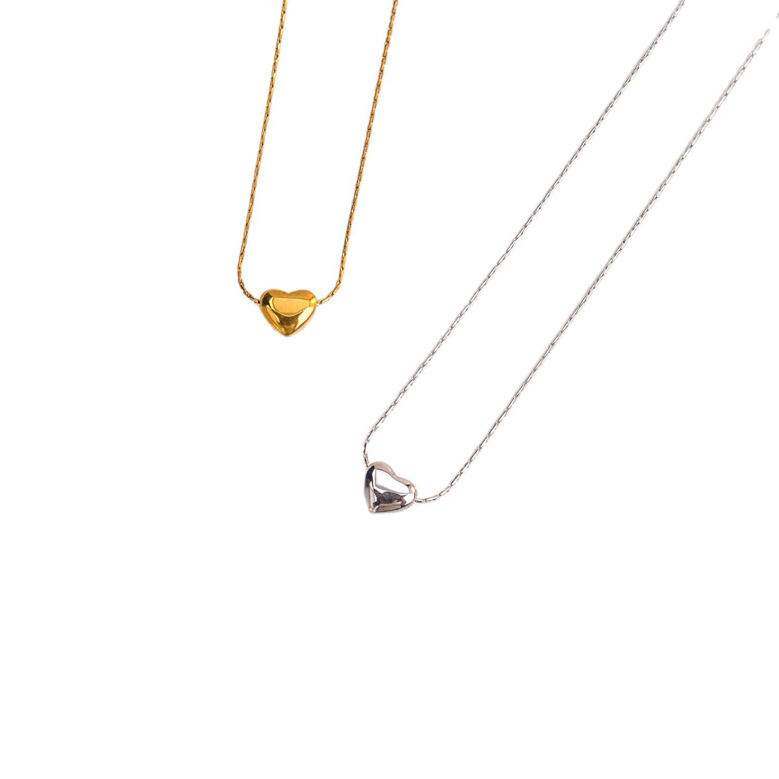 Cross-Border Hot-Selling Titanium Steel Love Pendant Necklace for Women, Light Luxury, Fashionable Temperament, Versatile Peach Heart Clavicle Chain Jewelry Wholesale