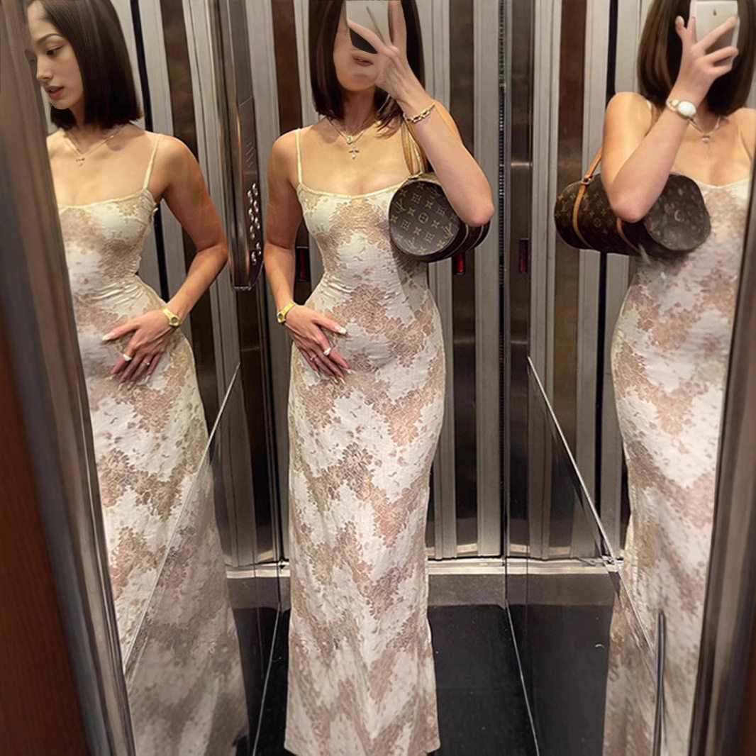 Elegant Vintage Backless Maxi Dress Sexy Low Cut Adjustable Straps Autumn Fashion Wholesale Available