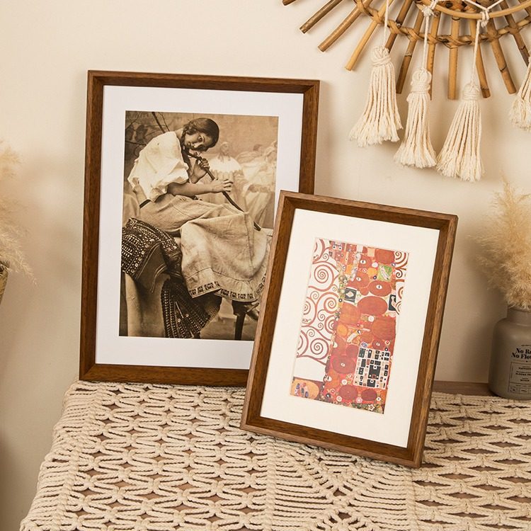 Walnut color solid wood large photo frame wall mounting frame frame A4 a3 36 inch puzzle frame wall frame wholesale