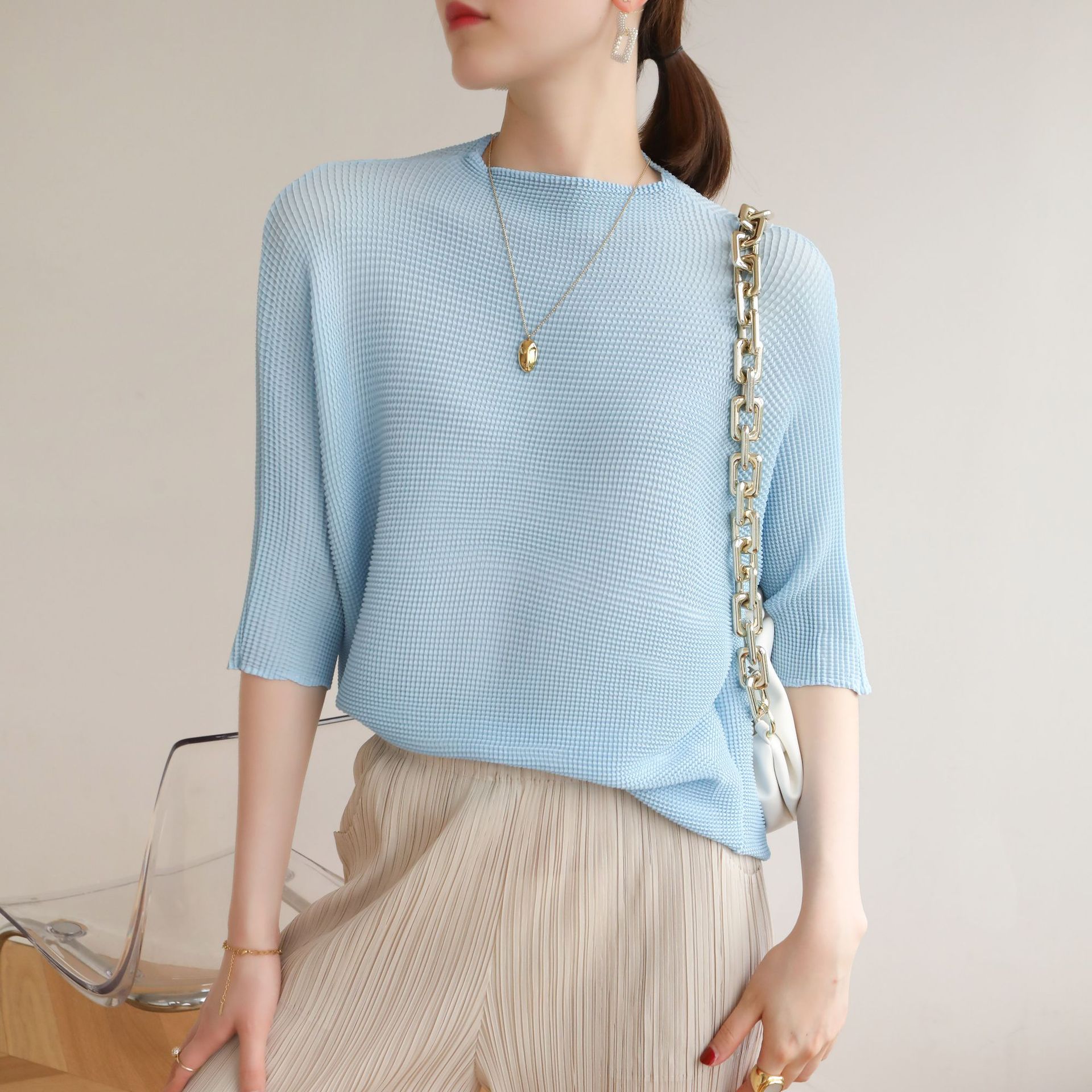 (Mới) Mã G3359 Giá 1240K: Áo Thun Nữ Dotdf Thời Trang Nữ Chất Liệu G04 Sản Phẩm Mới, (Miễn Phí Vận Chuyển Toàn Quốc).