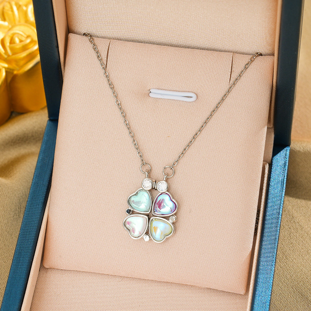 178 オーロラ四つ葉のクローバー ネックレス - シルバー