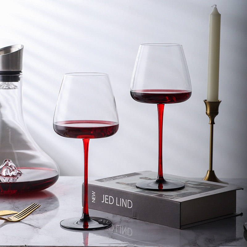 Entry Luxury Bow-tie Burgundy Red Wine Glass Large Belly Red Black Bottom Goblet Household Wine Glass Goblet