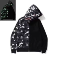 (light-in-the-dark black shark jacket, thin velvet)
