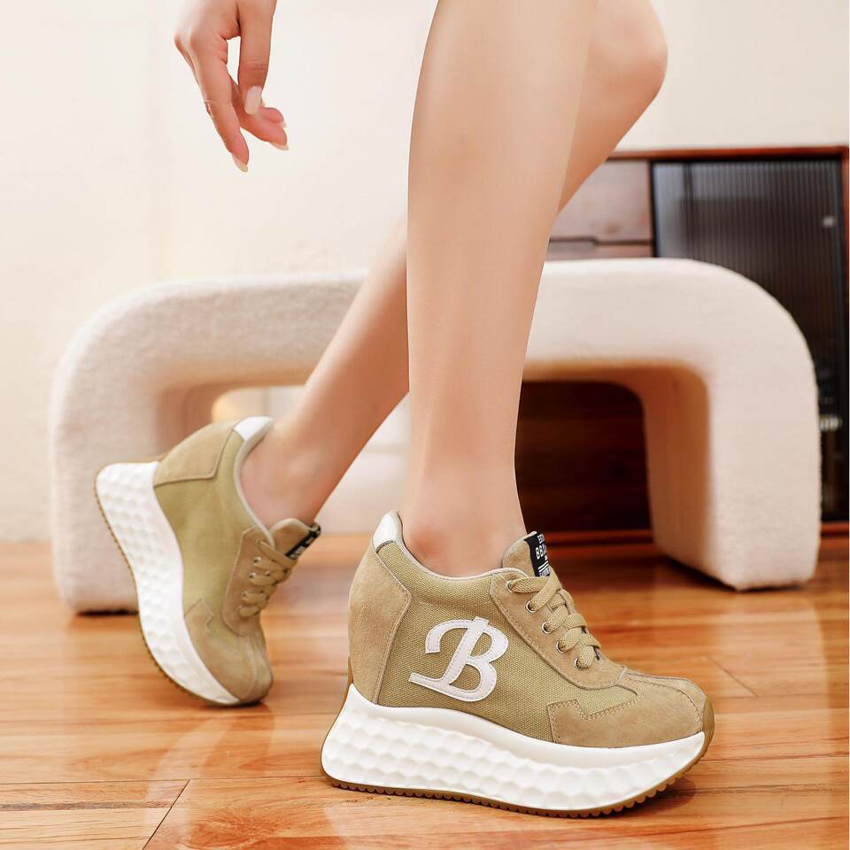Giày Thể Thao Nữ Đế Dày Phong Cách Retro Chiều Cao Đế Khoảng 7cm Màu Hồng, Đen, Xanh Lá...