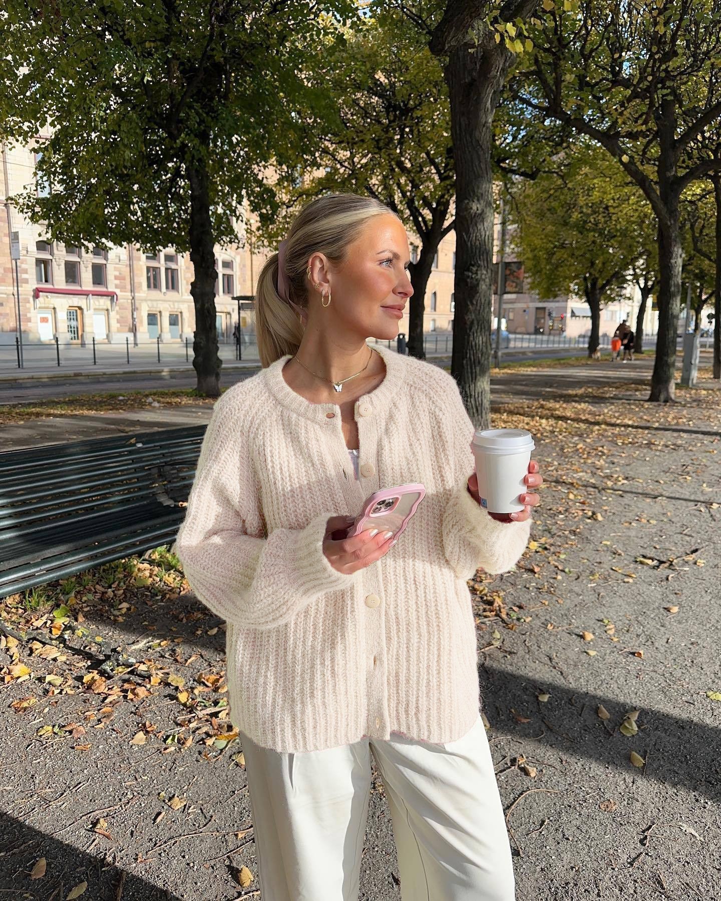 2025秋冬新品欧美跨境女街头时尚休闲纯色针织开衫圆领长袖毛衣