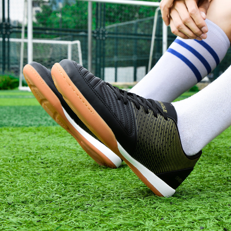 Giày bóng đá nam cổ thấp đinh gãy tập luyện thi đấu size 38-45 — DR07 đinh gãy đen trắng, DR07 đinh gãy vàng đen