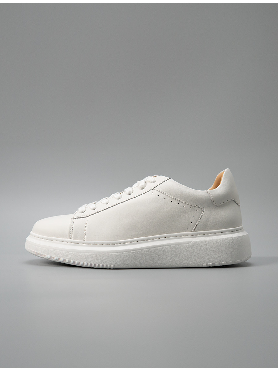 Giày sneaker nam tối giản da bò đế dày, giày trắng đa năng phong cách công sở — Màu trắng