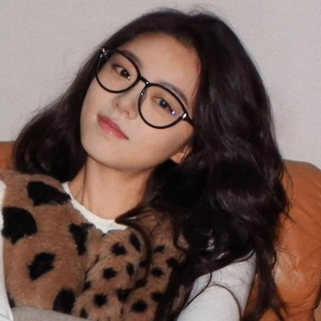 Zhao Jinmai's Same Style Black-Framed Glasses for Women Without Makeup, Anti-Blue Light, Nerdy Glasses Frames, Literary and Artistic Men's Trendy Myopia Glasses