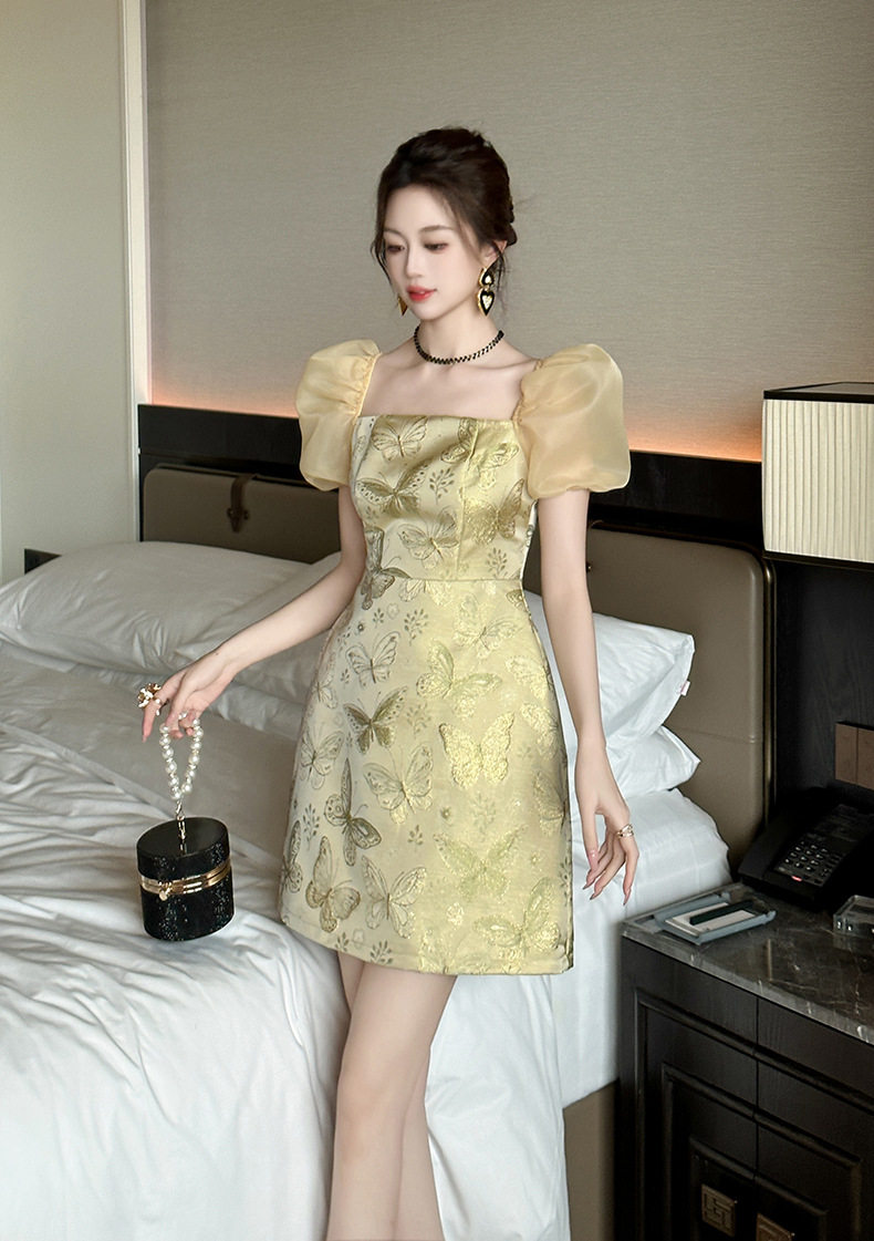 Đầm cổ yếm retro Pháp tay phồng thêu hoa, dáng chữ A, eo cao — [Bướm vàng] chi tiết 9