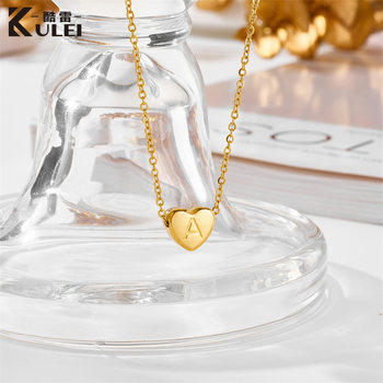 Cool Thunder Jewelry 18K Gold Stainless Steel Love Letter Necklace Women's Accessories European and American Titanium Peach Heart Pendant Jewelry