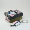 1 Lightning Inverted Hook Low Top (Powder) Pair with Cashew Flower Box