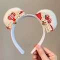 H25 White Heart Bell