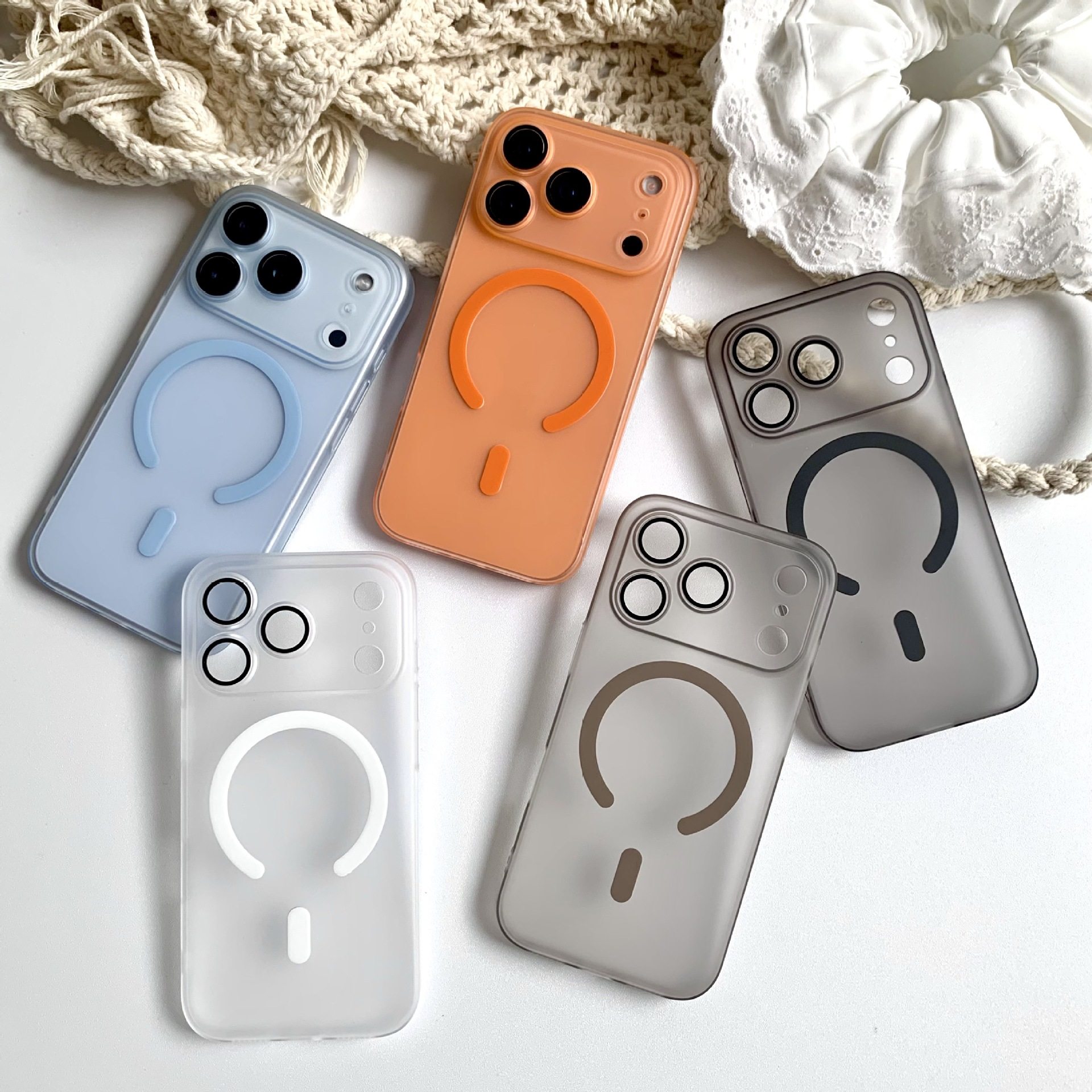 Ultra-Thin Ice Mist Magnetic Suction Suitable for Iphone17Promax Mobile Phone Case Apple 16 Frosted Skin-Feel Anti-Fall Protective Cover