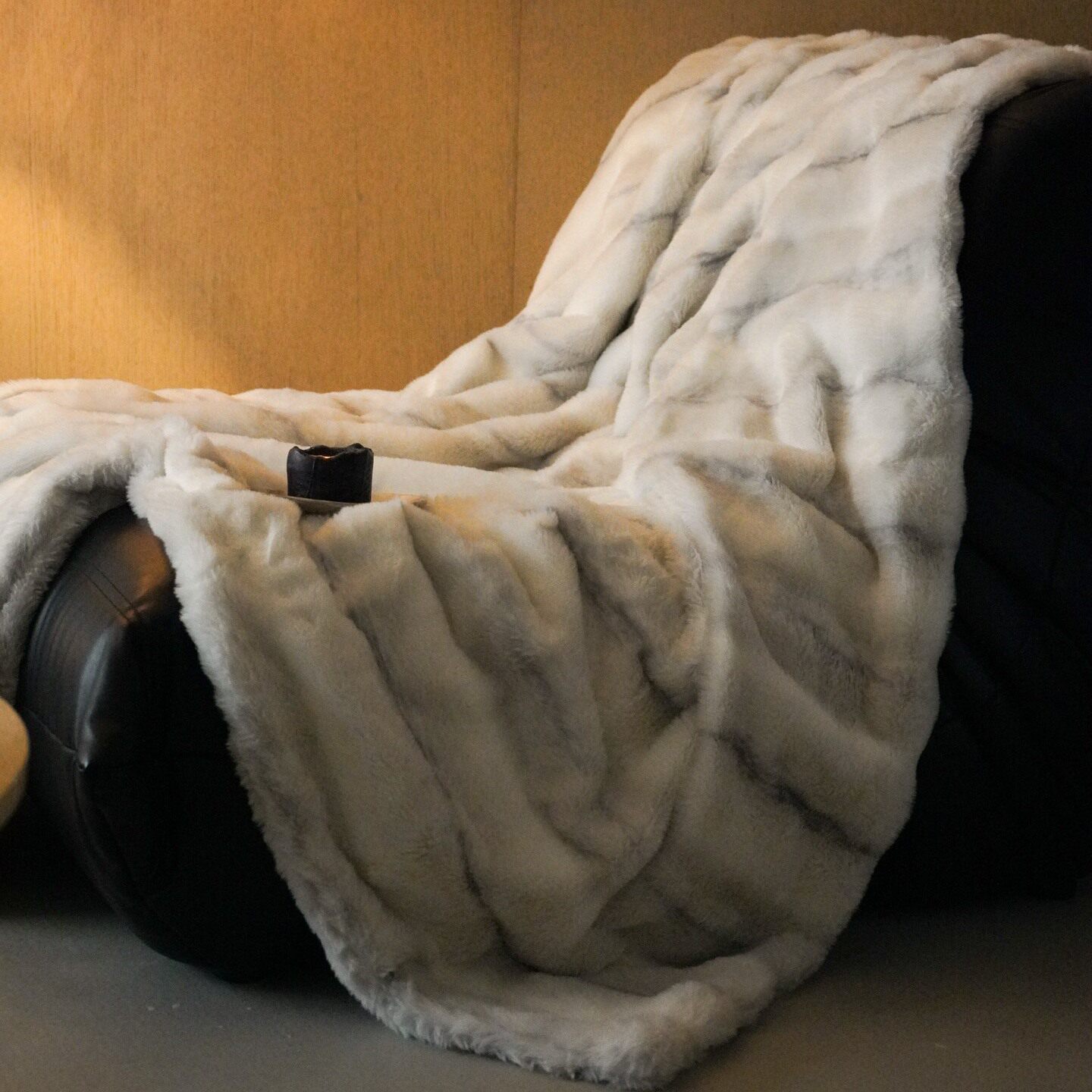 Snow Velvet Stripesd Accessible Luxury Rabbit Mink Blanket Long Fur Office Shawl Blanket Nap Air-Conditioned Sofa Blanket