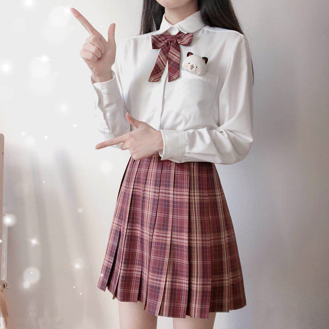 Gq9117チェックスカート + 白い先襟長袖 + 蝶ネクタイ