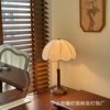 French Retro Mid-Century Style Table Lamp Bedroom American Solid Wood Wabi-Sabi Style Master Bedroom Hotel Bedside Lamp Eye Protection