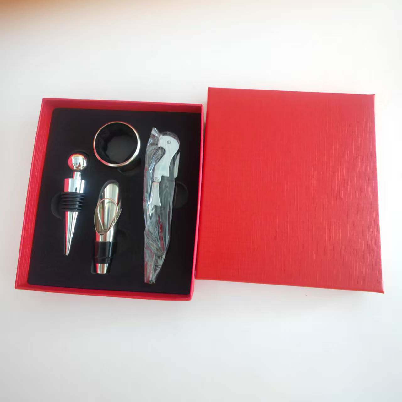 Wholesale Red Wine Bottle Opener Four-Piece Set Solid Wood Pine Box Holiday Celebration Wine Set Home Gift Wine Stopper