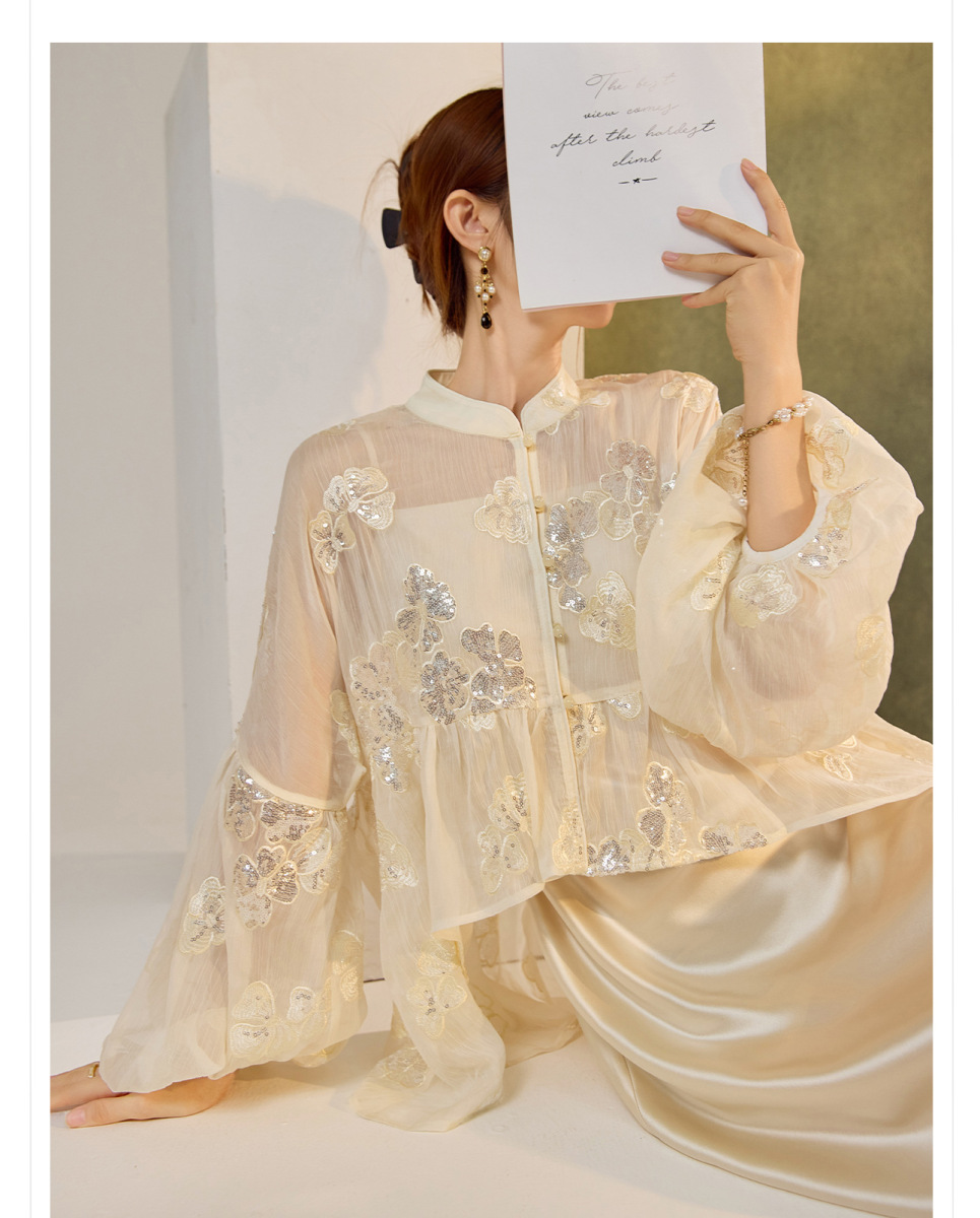 Set áo khoác tay lồng đèn thêu hoa kèm đầm hai dây dáng dài — Áo sequin (giao hàng trong 7 ngày), Váy yếm (giao hàng trong 7 ngày), Váy yếm (giao hàng trong ngày)