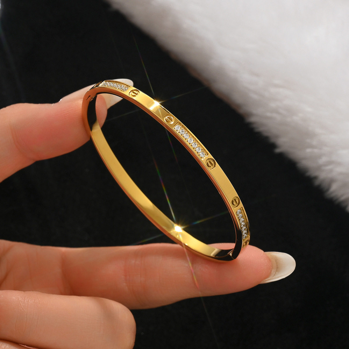 欧美热卖时尚不锈钢金色手镯不易褪色18K不锈钢首饰gold bangles