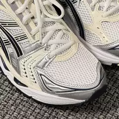Ins Hot Running Shoes Summer Breathable Cushioning Rebound K14 Non-Slip Wear-Resistant Classic Couple Casual Sports Shoes