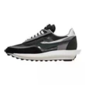 Sacai2.0-black and white