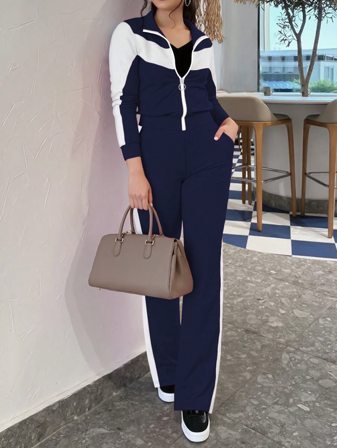 春秋爆款女士套装时尚舒适撞色运动风拉链外套和休闲长裤两件套