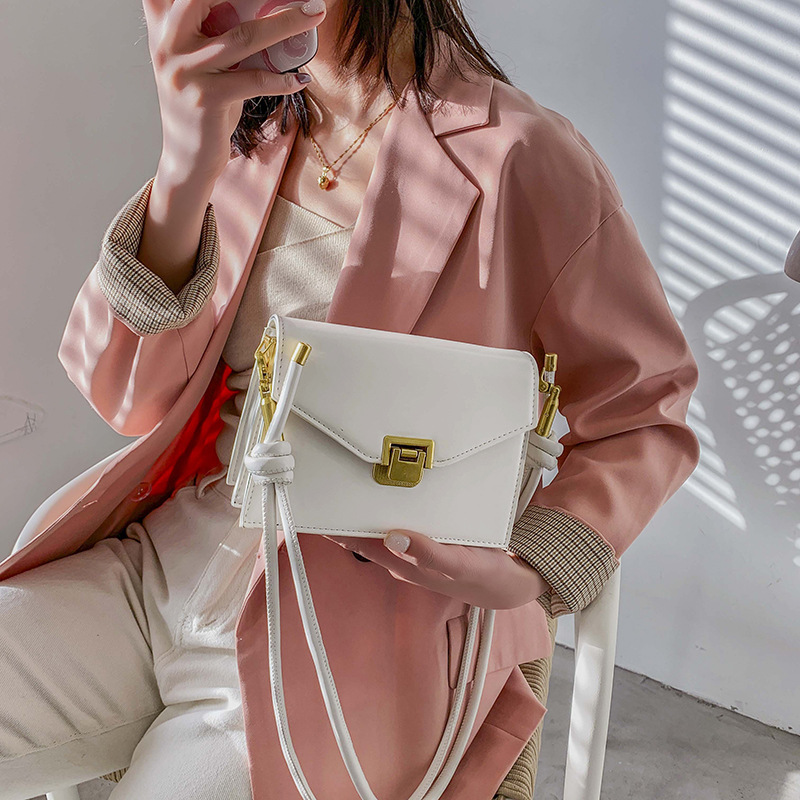 Spring New Tide Atmosphere Bags Female 2021Net Red ins Fashion Shoulder oblique Satchel Fresh Pure Small square Package  春夏新款潮大气包包女2021网红ins时尚单肩斜挎包清新纯色小方包 Spring New Tide Atmosphere Bags Female 2021Net Red ins Fashion Shoulder oblique Satchel Fresh Pure Small square Package 