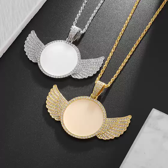 European and American Commemorative Round Wings Photo Frame Mirror Pendant Environmentally Friendly Alloy Jewelry Micro-Paved Zircon Light Luxury Necklace Wholesale