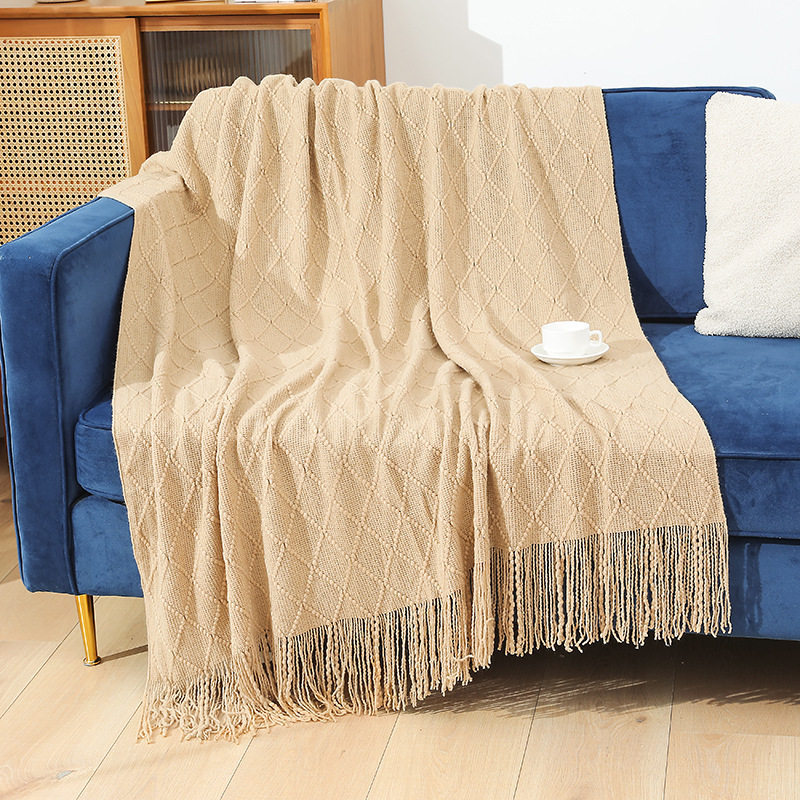 Big Sale Cross-Border High-End Blanket Office Lunch Break Blanket Tassel Blanket Autumn and Winter Light Luxury Plush Sofa Thread Blanket