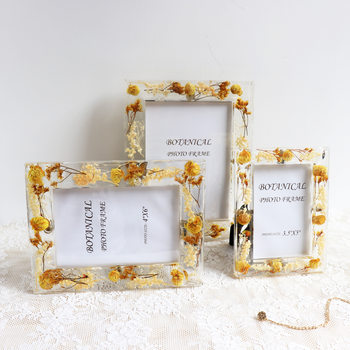Foreign trade 5 inch 6 inch 7 inch transparent dried flower acrylic photo frame light luxury high-end exquisite creative table gift frame