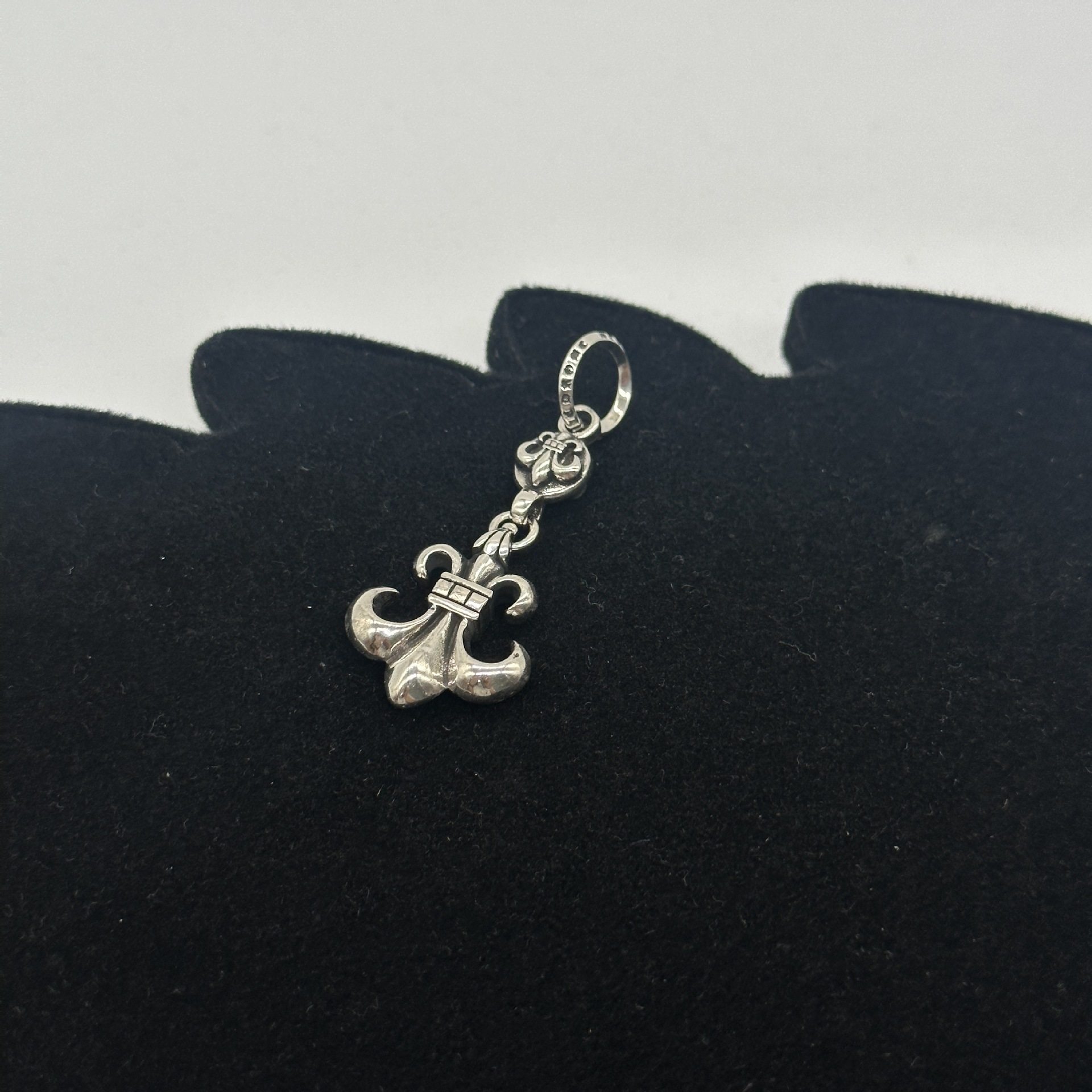 シングルペンダント 79