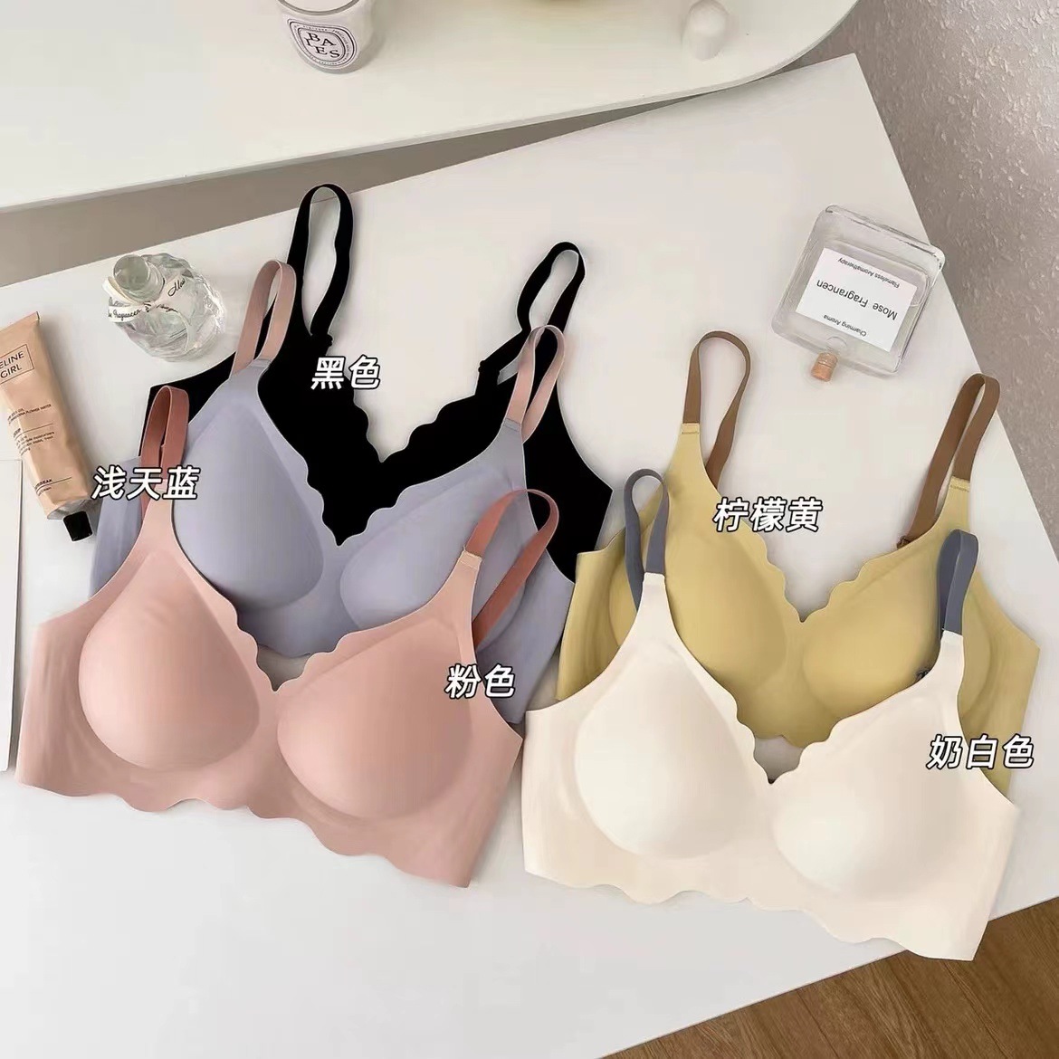 Jelly Article Emulsion Underwear Female No Mark Small Chest No Rims Motion Sleeping U.S. Rear Chest Cover Thin Model Summer  果冻条乳胶内衣女无痕小胸聚拢无钢圈运动睡眠美背文胸罩薄款夏季 Jelly Article Emulsion Underwear Female No Mark Small Chest No Rims Motion Sleeping U.S. Rear Chest Cover Thin Model Summer 