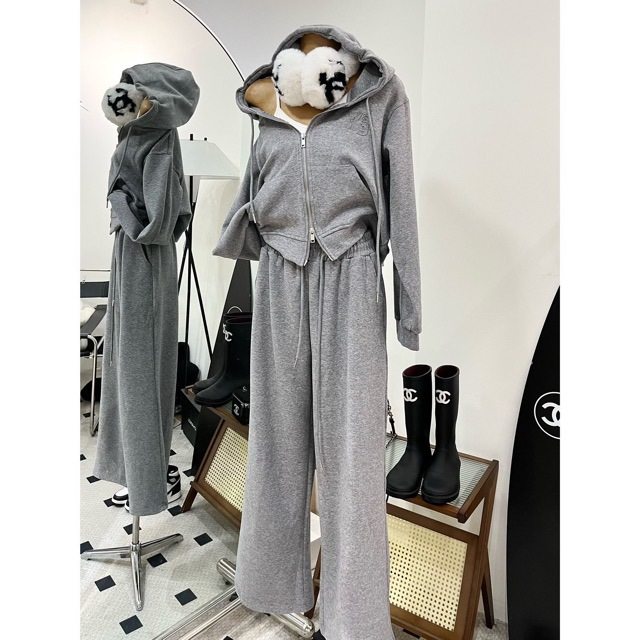 Shenzhen Nanyou Aw Soft Sweatshirt Sports Suit Women's Autumn and Winter Loose Korean Style Slim Wide-Leg Pants Two-Piece Trendy Set