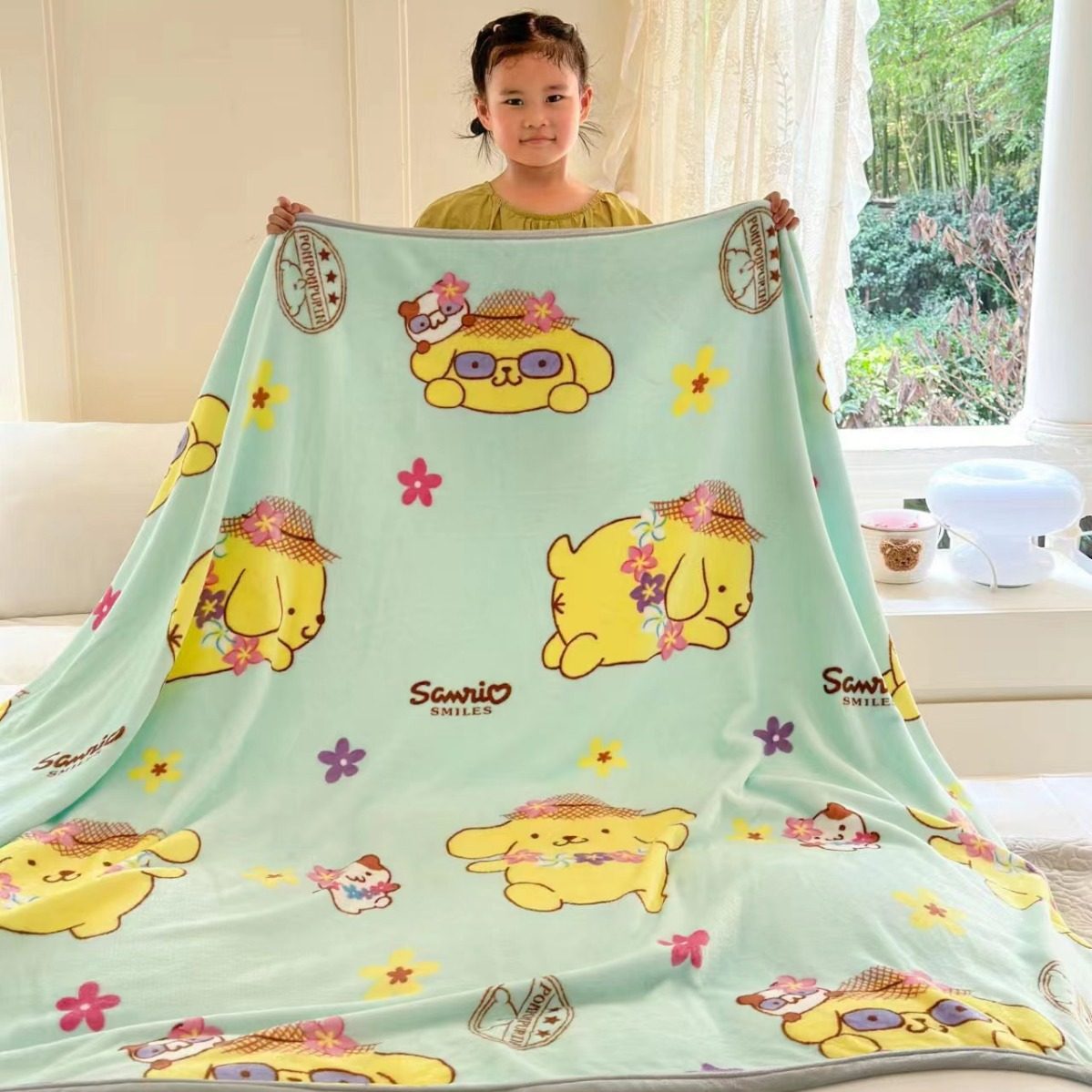Cartoon children's Class A Sanrio blanket thickened milk velvet kindergarten noon office lunch break blanket gift wholesale