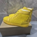 Yellow high top full nails