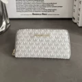 White zipper