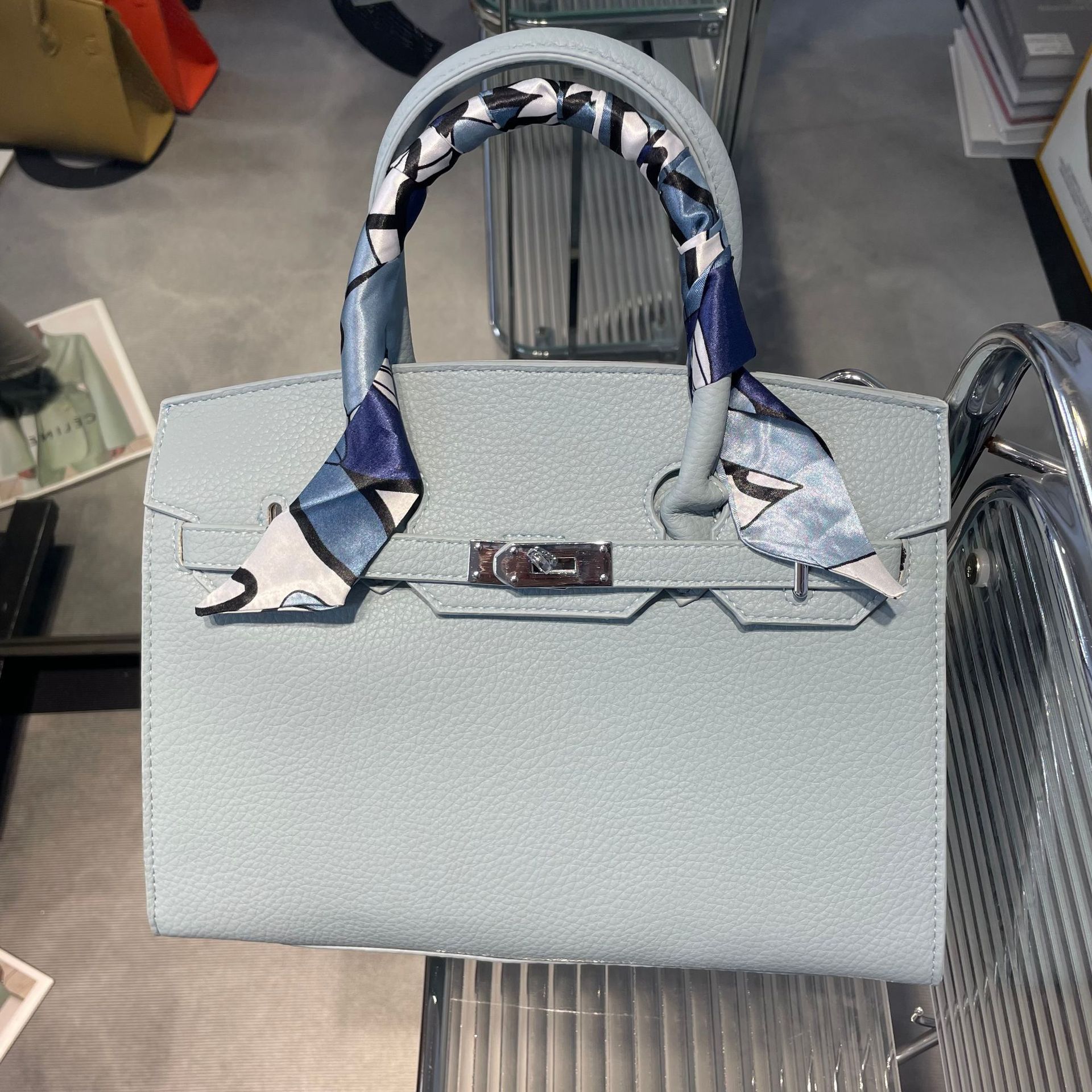 O1CN01bKqM0U1KRmtNSsJel !!2214478481161 0 cib