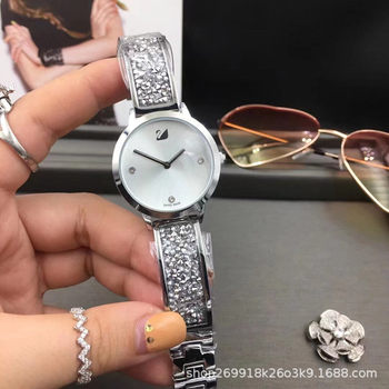 Small Dial Swarlow Women's Watch Quartz Watch Little Swan Diamond Bracelet Fashion Watch