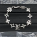 Style 153 Nine Flower White Gold